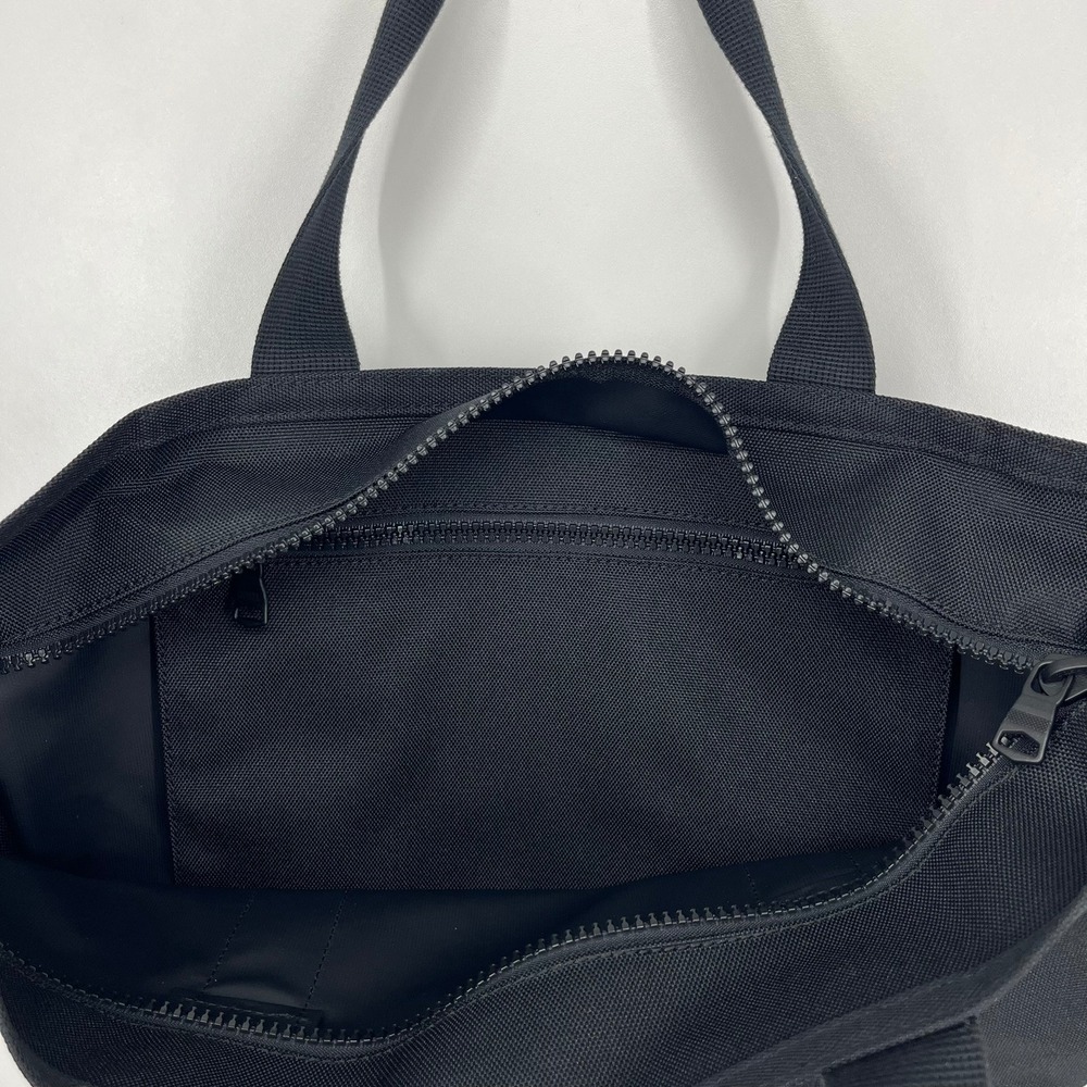 Banana Republic Womens Black Canvas Top Zip Tote Bag Travel Commuter - Picture 11 of 11